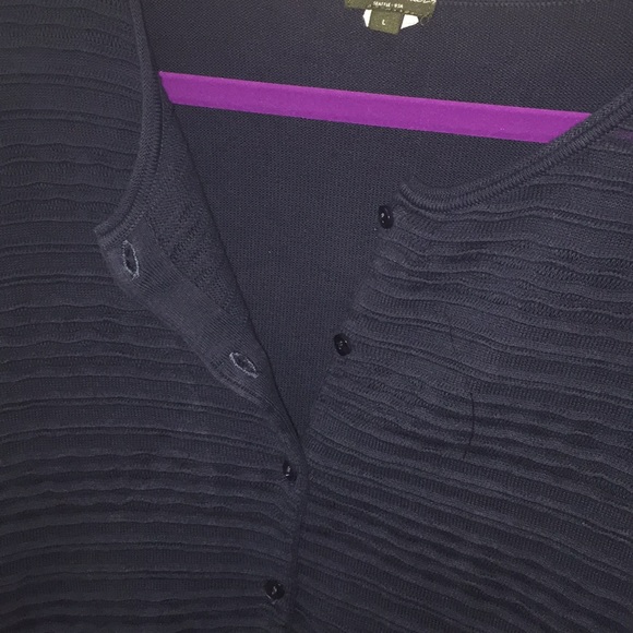 Button down sweater - Picture 6 of 6